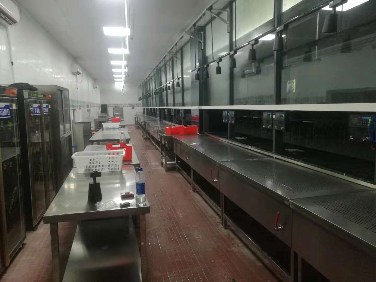雍隆厨房设备在深圳分部承接大型中央厨房工程商用厨房工程设计安