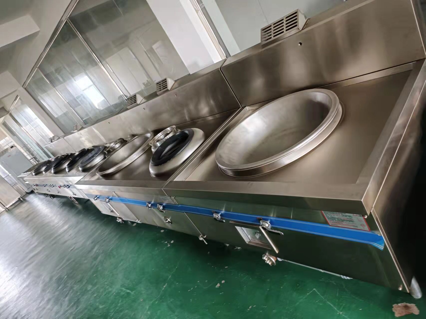 广州市广核机关食堂成套商用厨房设备工程项目设计安装